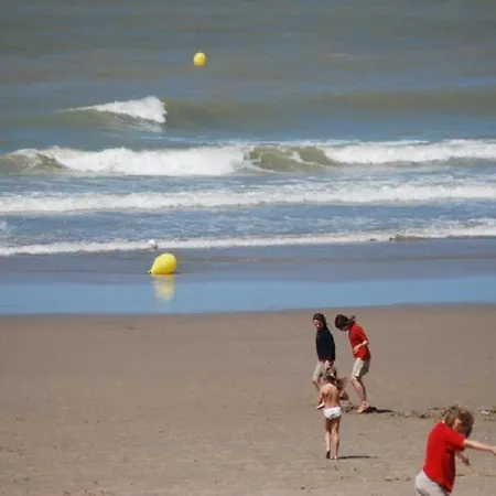 New Holiday For 2 People At Sunside *